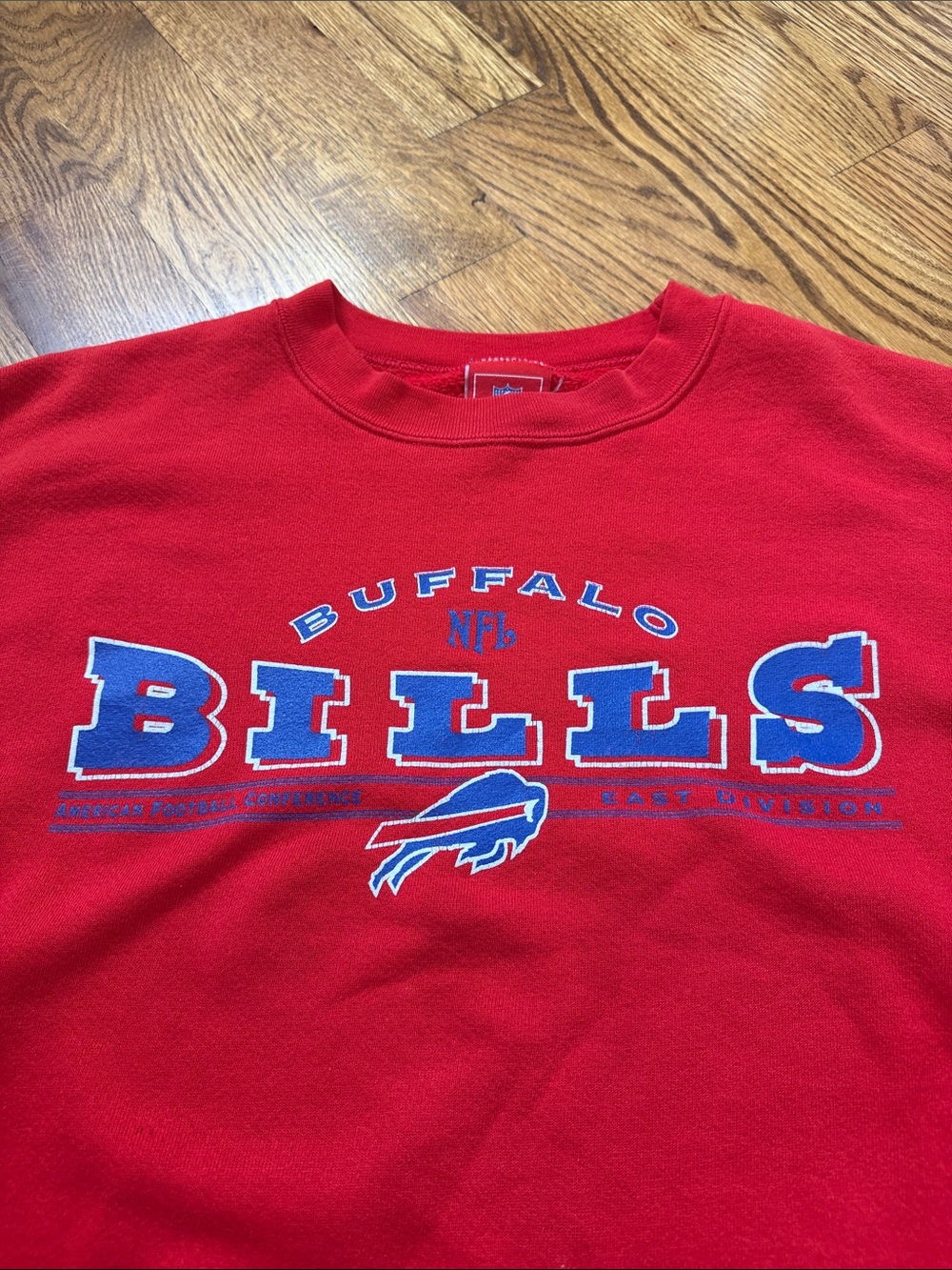 Vintage 90s Buffalo Bills Crewneck Sweatshirt. Size XL. Good Used Condition. - Picture 8 of 15